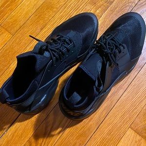 Nike Air Huarache Run Ultra